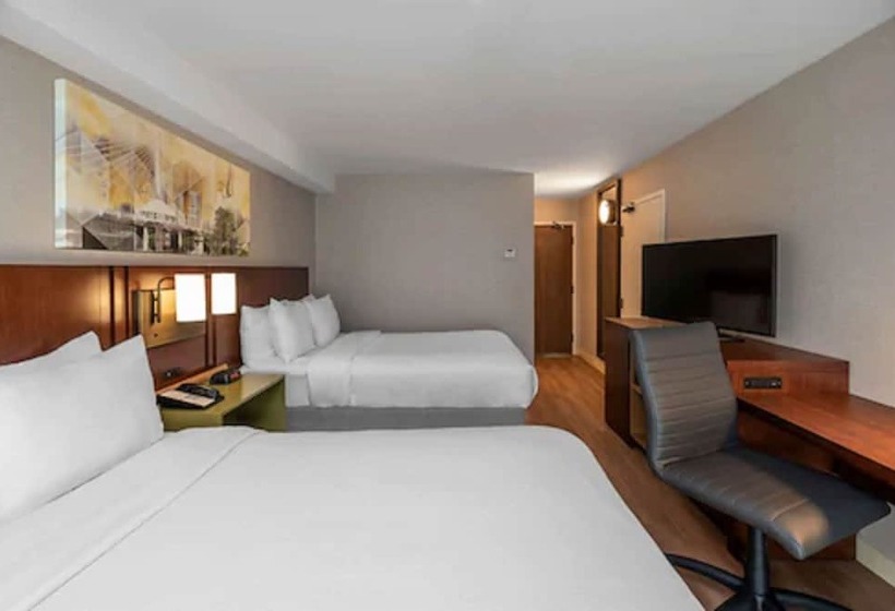 Номер Стандарт 2 Двуспальные Кровати, Comfort Inn