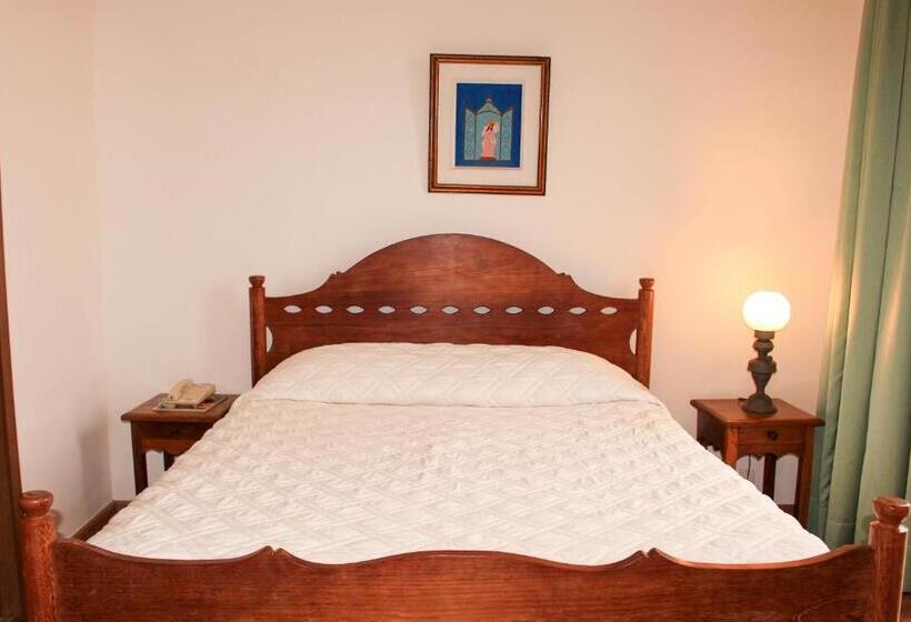 סוויטה משפחתית, Luxor