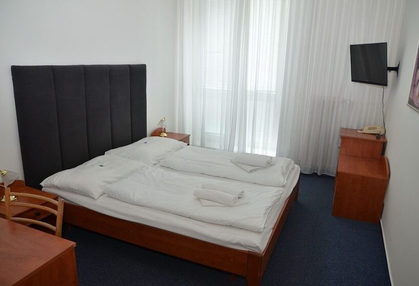 غرفة قياسية, Poľana