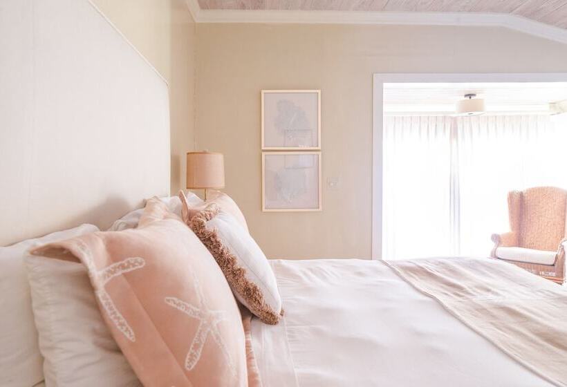 Standard Single Room Single Bed, Romora Bay Resort & Marina