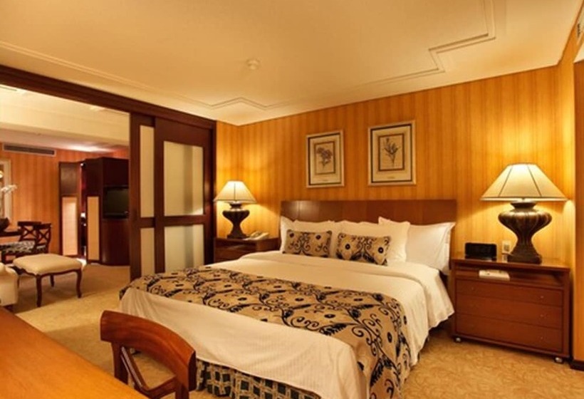 Deluxe Room, Royal Palm Plaza Resort