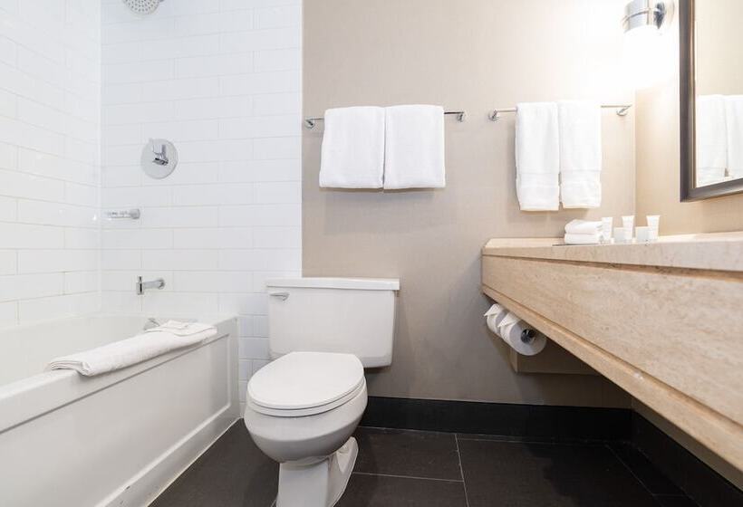 デラックスルーム, Sandman Signature Edmonton Downtown