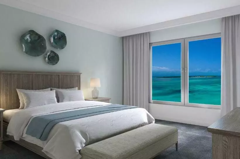 سوئیت پنت هاوس, Sandals Royal Bahamian All Inclusive   Couples Only