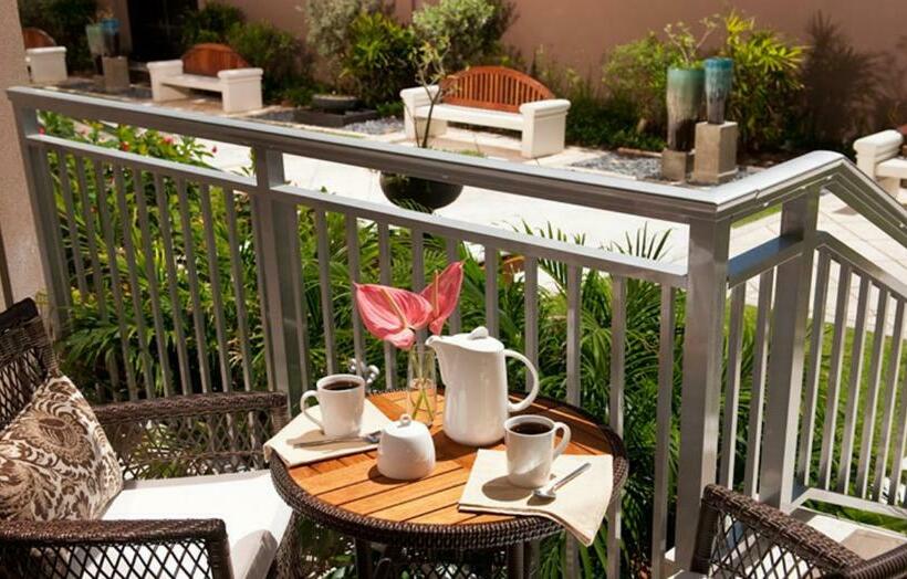 اتاق کلاب, Sandals Royal Bahamian All Inclusive   Couples Only