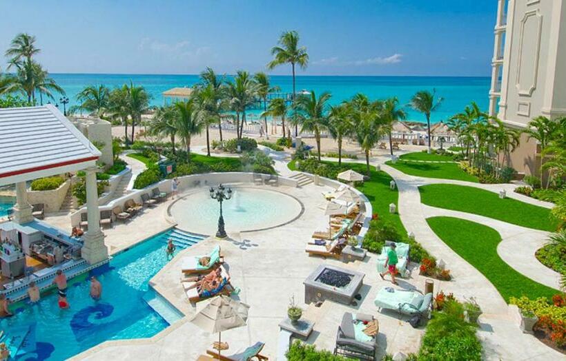 اتاق لوکس با چشم‌انداز دریا, Sandals Royal Bahamian All Inclusive   Couples Only