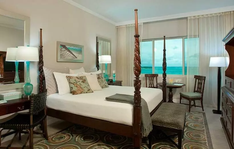 اتاق پرمیوم با چشم‌انداز دریا, Sandals Royal Bahamian All Inclusive   Couples Only