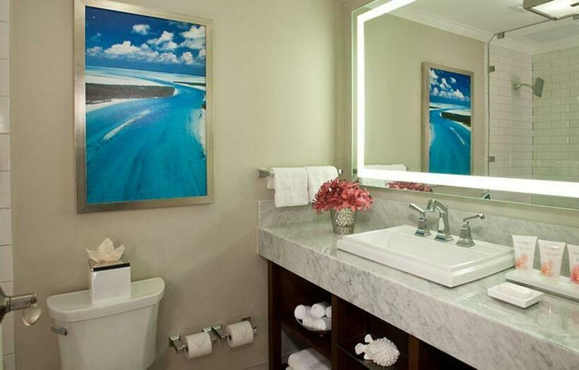 اتاق پرمیوم با چشم‌انداز دریا, Sandals Royal Bahamian All Inclusive   Couples Only
