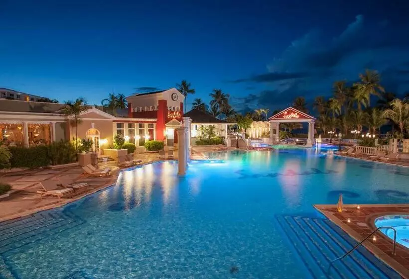 اتاق پرمیوم, Sandals Royal Bahamian All Inclusive   Couples Only
