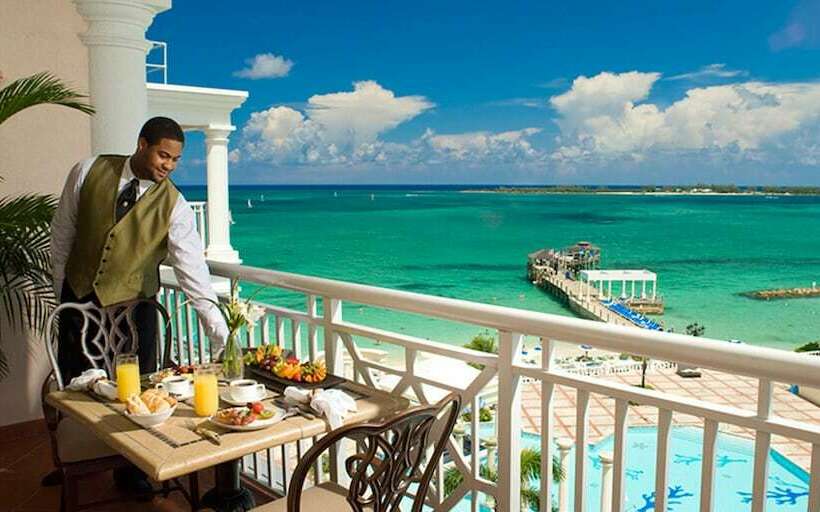 سوئیت پنت هاوس, Sandals Royal Bahamian All Inclusive   Couples Only