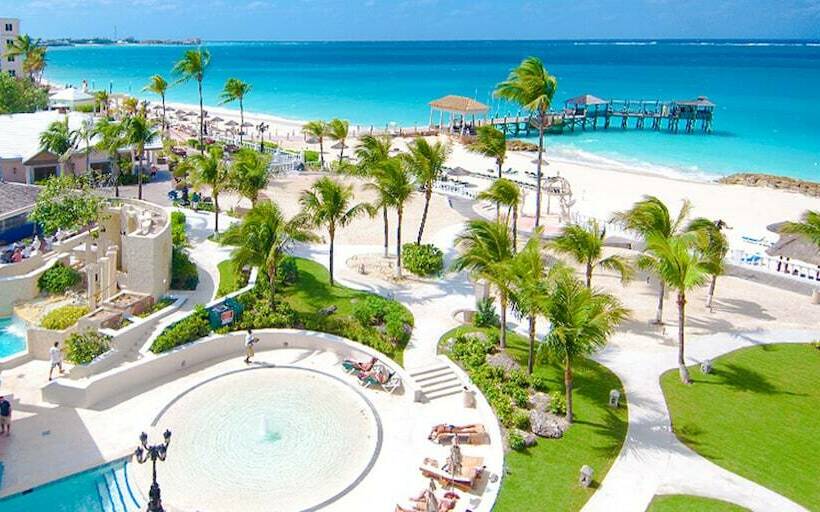 اتاق لوکس با چشم‌انداز دریا, Sandals Royal Bahamian All Inclusive   Couples Only