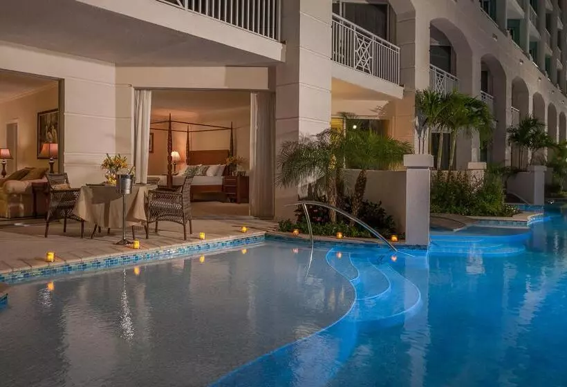 Swim-up suite, Sandals Royal Bahamian All Inclusive Couples Only
