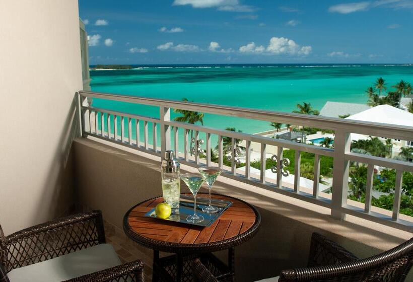 اتاق لوکس با چشم‌انداز دریا, Sandals Royal Bahamian All Inclusive   Couples Only