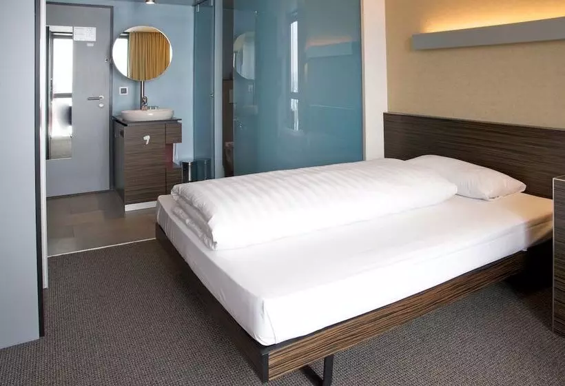 Habitación Estàndard Individual, Ambassador