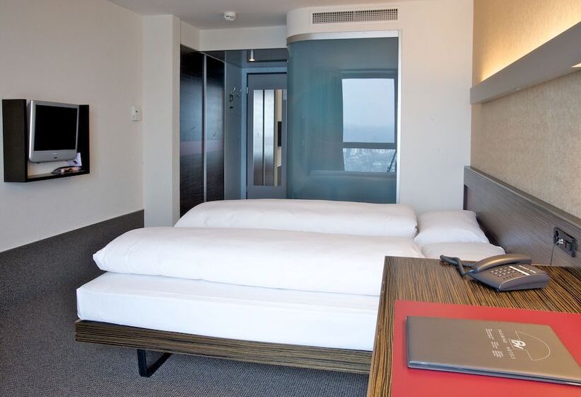 חדר סטנדרט, Ambassador