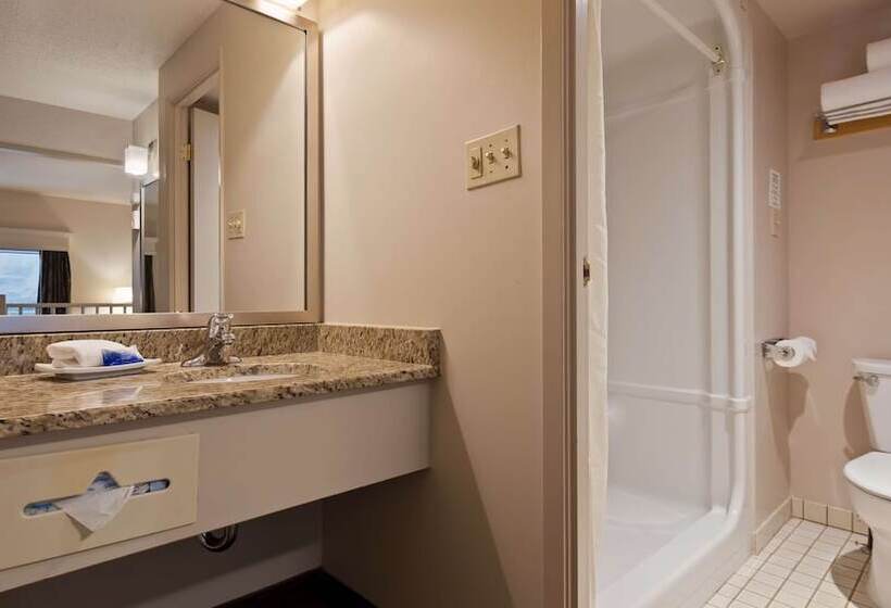スイート, Best Western Plus Lamplighter Inn & Conference Centre
