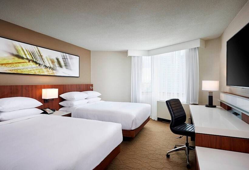 חדר סטנדרט שתי מיטות זוגיות, Delta Hotels By Marriott Toronto Mississauga