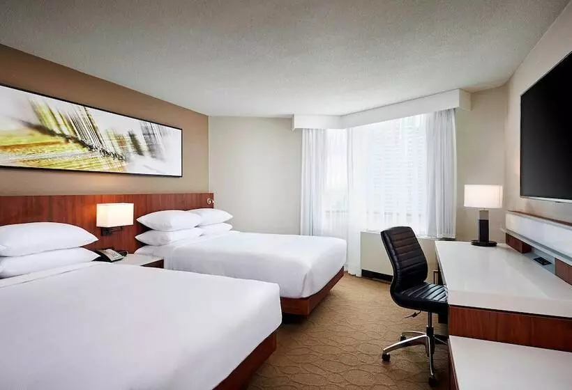 ２ダブルベッドのスタンダードルーム, Delta Hotels By Marriott Toronto Mississauga