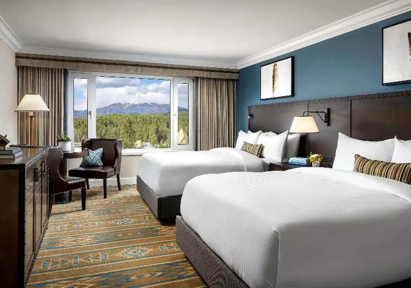 景色の見えるスイートルーム, Fairmont Chateau Whistler
