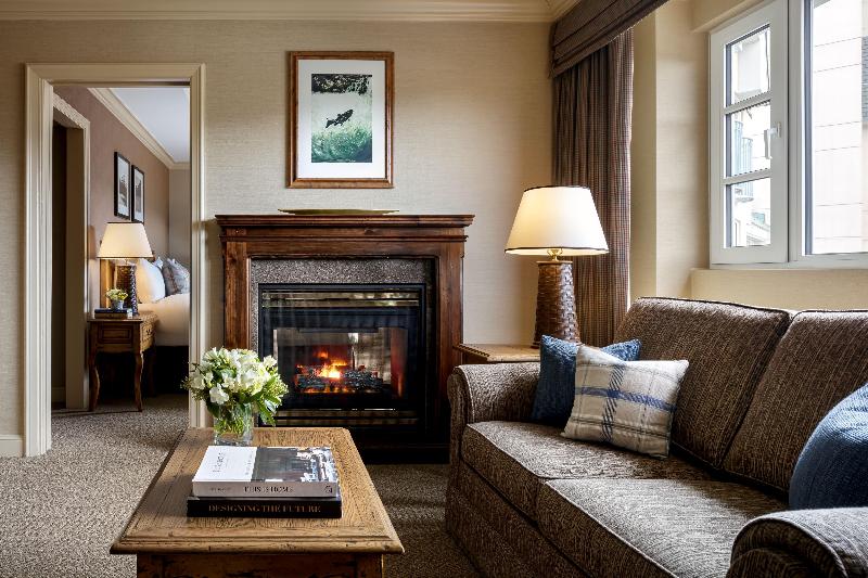 سوئیت با تخت بزرگ, Fairmont Chateau Whistler