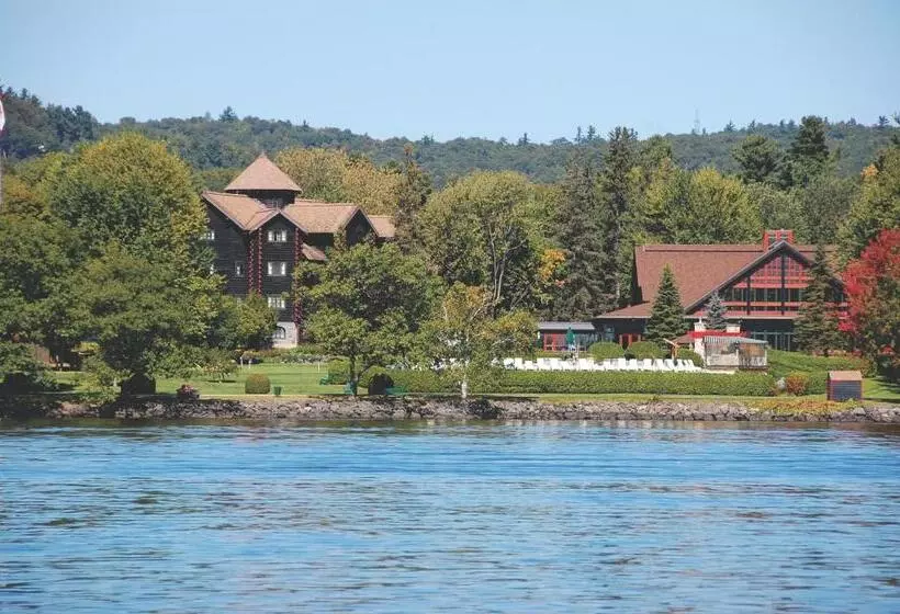 ２ダブルベッドのスタンダードルーム, Fairmont Le Chateau Montebello