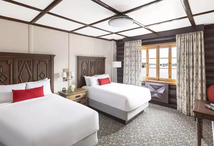 景色の見えるデラックスルーム, Fairmont Le Chateau Montebello