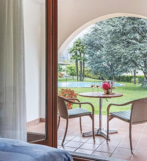 高级园景房, Garni Elena