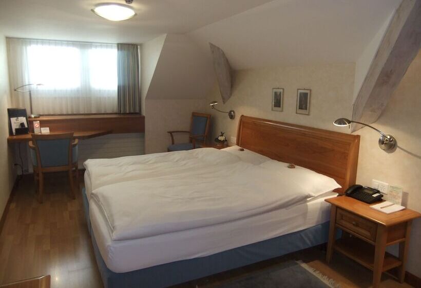 اتاق استاندارد, Hecht Appenzell