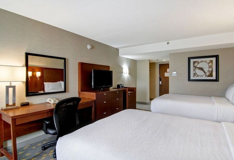 غرفه قياسيه سريرين مزدوجين, Holiday Inn Oakville Centre, An Ihg