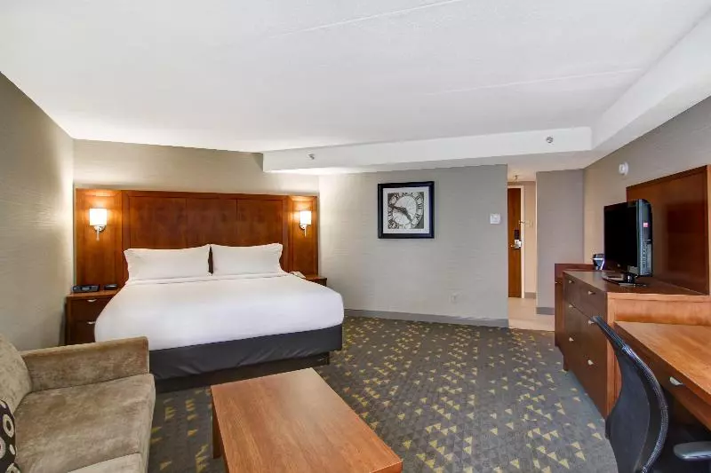 プレミアムルーム, Holiday Inn Oakville Centre By Ihg