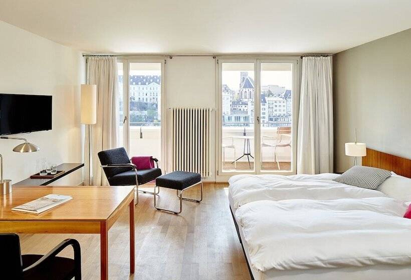 Номер Стандарт Вид на Реку, Krafft Basel