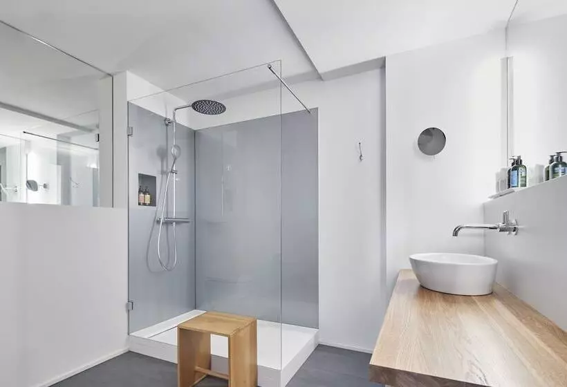 Junior suite with river view, Krafft Basel
