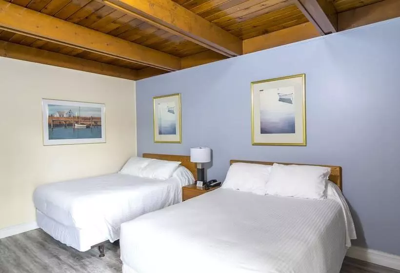 Perhehuone, Mount Peyton Resort & Conference Centre