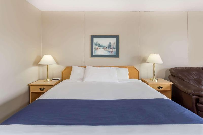 غرفة بيزنس, Ramada By Wyndham