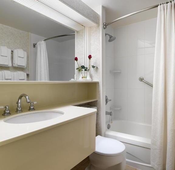 غرفة قياسية, Royal Scot Hotel & Suites