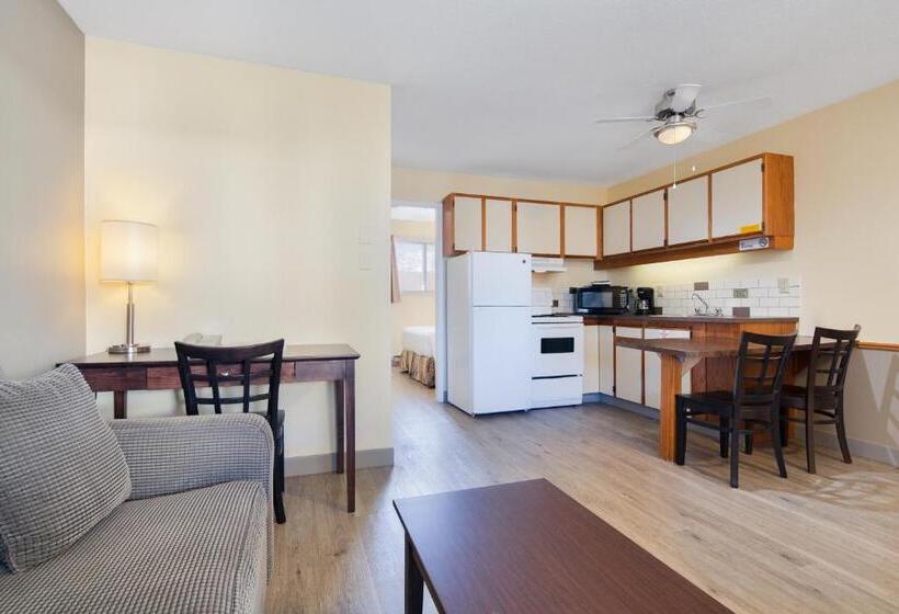 סוויטה דלוקס, Siesta Suites