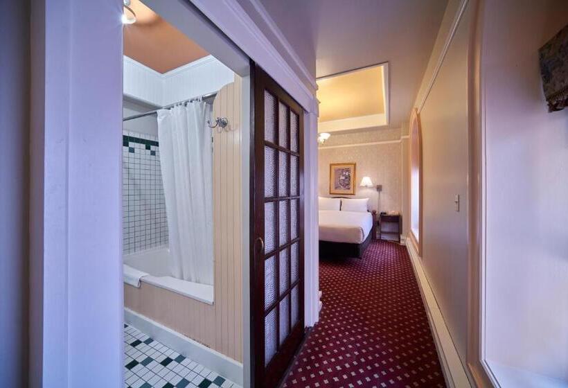 スーペリアールーム, The Bedford Regency