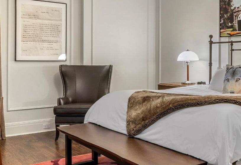 חדר סטנדרט עם מיטת קינג, The Fort Garry Hotel Spa And Conference Centre, Ascend Hotel Collection