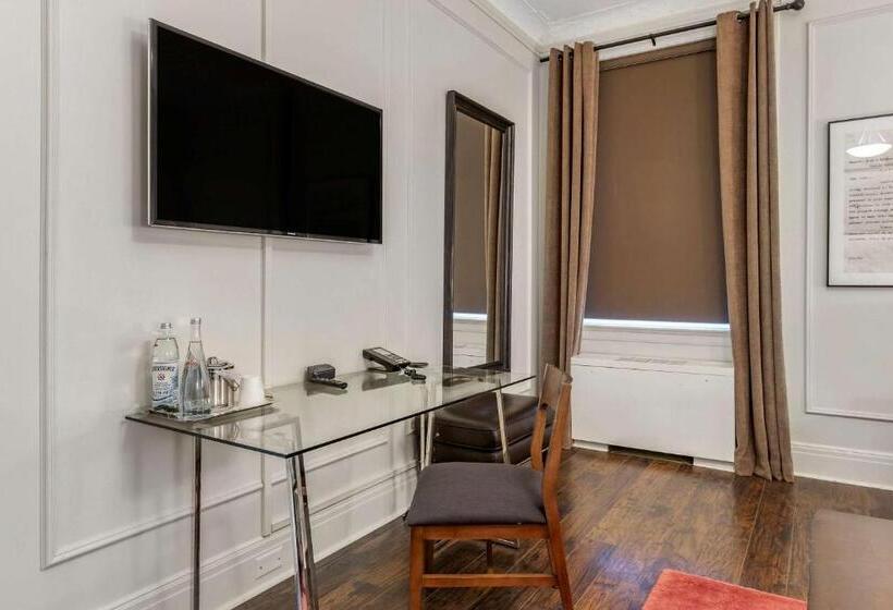 חדר סטנדרט עם מיטת קינג, The Fort Garry Hotel Spa And Conference Centre, Ascend Hotel Collection