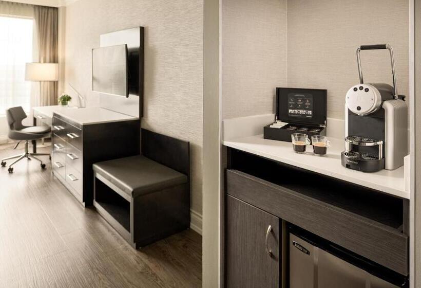 带大床的豪华间, Georgian Court Hotel, Worldhotels Elite