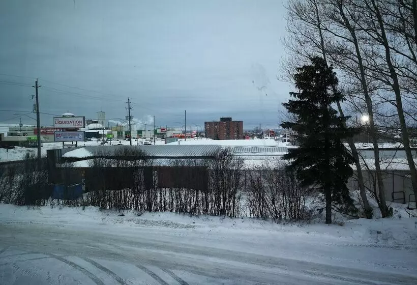 ２ダブルベッドのスタンダードルーム, Super 8 By Wyndham Timmins On