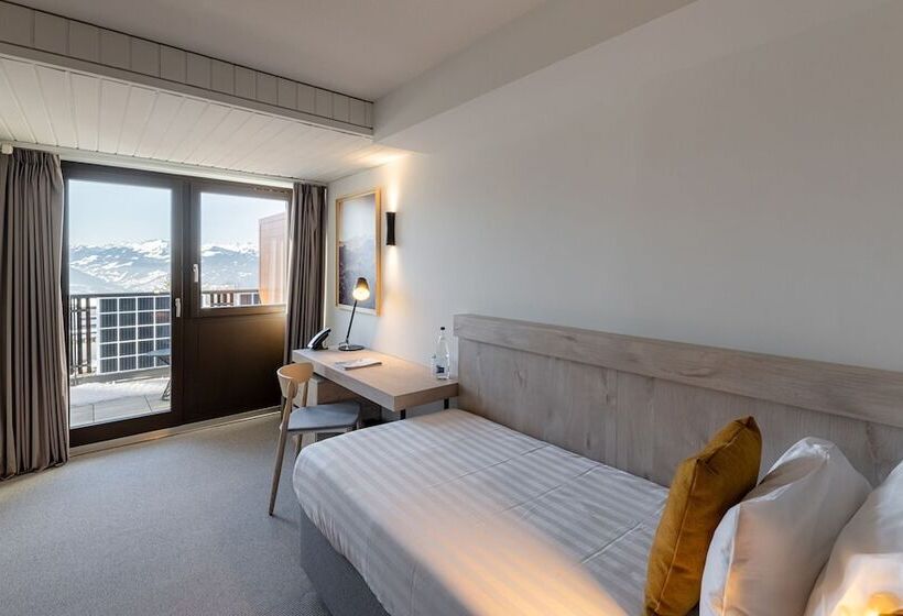 Номер Стандарт Индивидуальный, Victoria Hotel & Residence