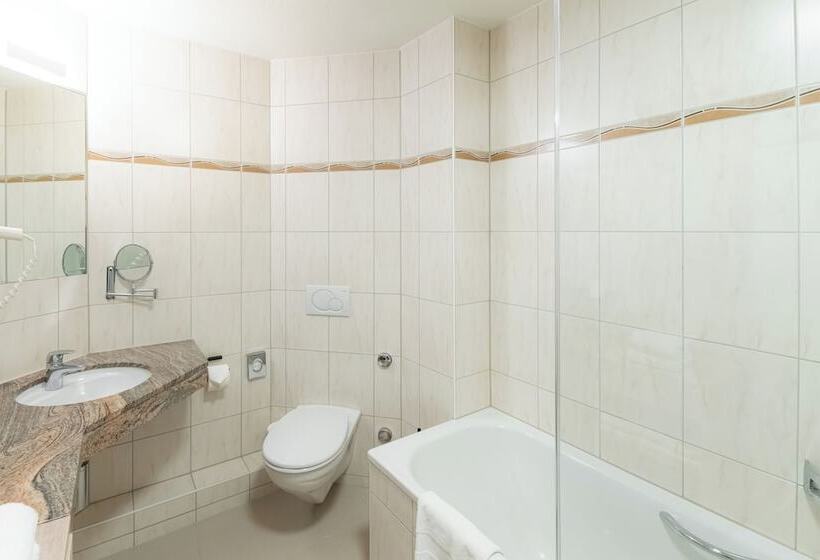 חדר סופריור, Victoria Hotel & Residence