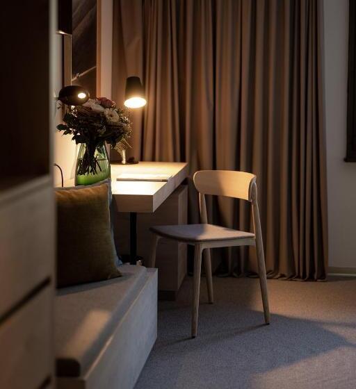 חדר סטנדרט, Victoria Hotel & Residence