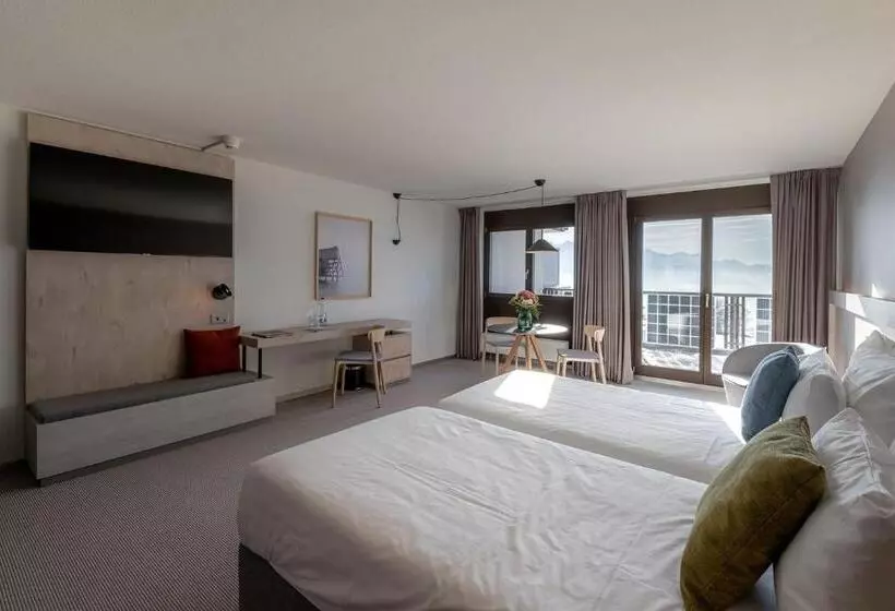 キングサイズベッドのスーペリアルーム, Victoria Hotel & Residence