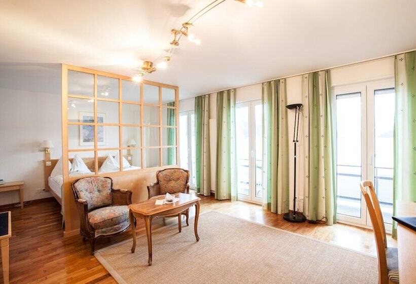 주니어 스위트, Garni Hotel Frohburg