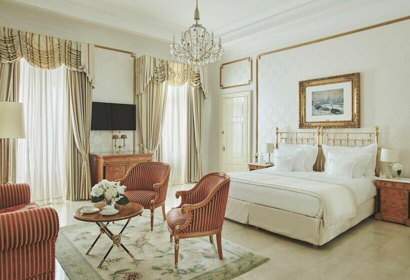 سوییت جونیور با چشم‌انداز دریاچه, Grand Hotel National Luzern