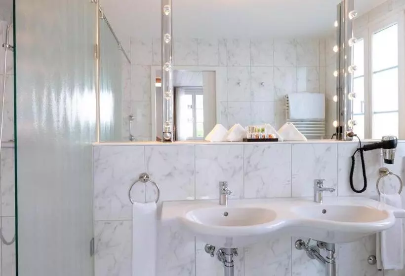 Standard Neljän Hengen Huone, Boutique Hotel Balm