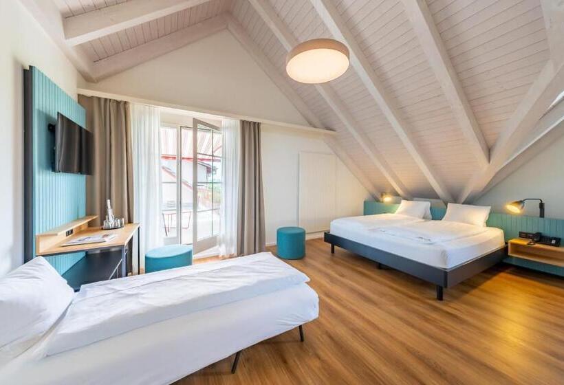 Номер Стандарт Трехместный, Boutique Hotel Balm