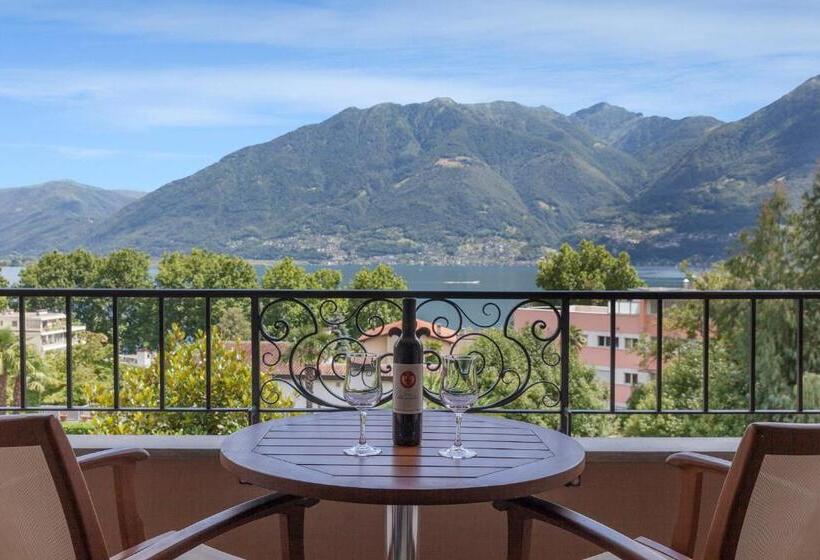 Superior room with lake view, Boutique Hotel Remorino, A Private Selection