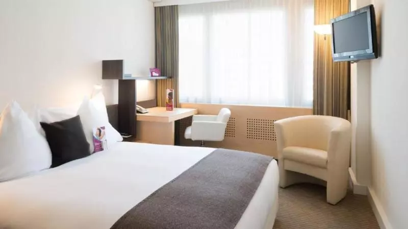 اتاق استاندارد, Crowne Plaza Zürich, An Ihg